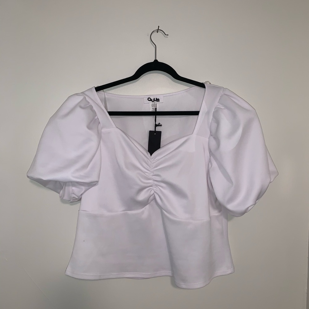 NWT Puffy Sleeve Blouse